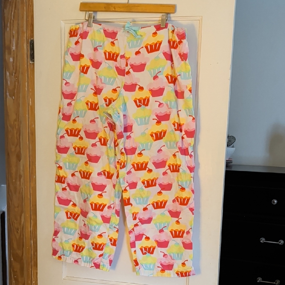 Victoria's Secret Cupcake Print Pajama Set - Pink, Yellow, Blue, Red, Blue - Picture 5 of 13